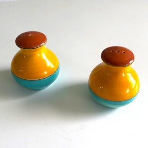 Set of (2) salt and pepper shakers